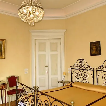 Sleeps 26 With Pool Air Con And Wifi *