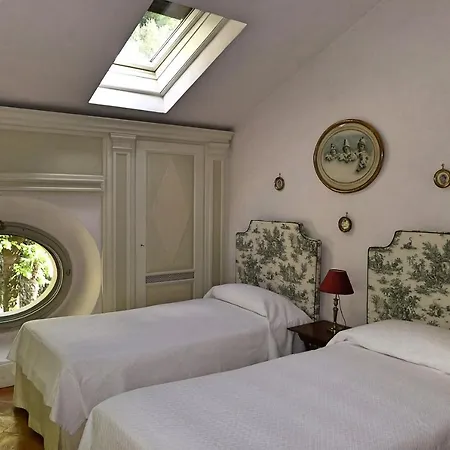 Villa Sleeps 26 With Pool Air Con And Wifi *