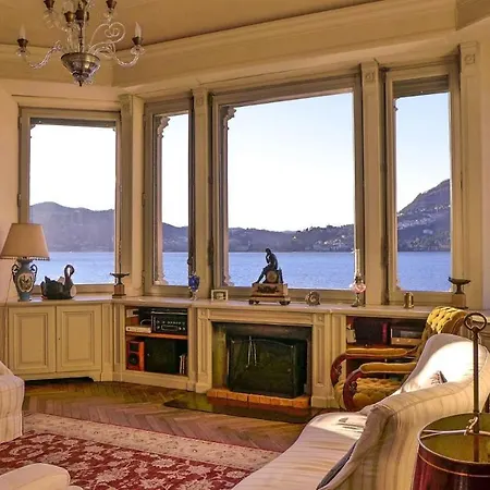 Villa Sleeps 26 With Pool Air Con And Wifi *